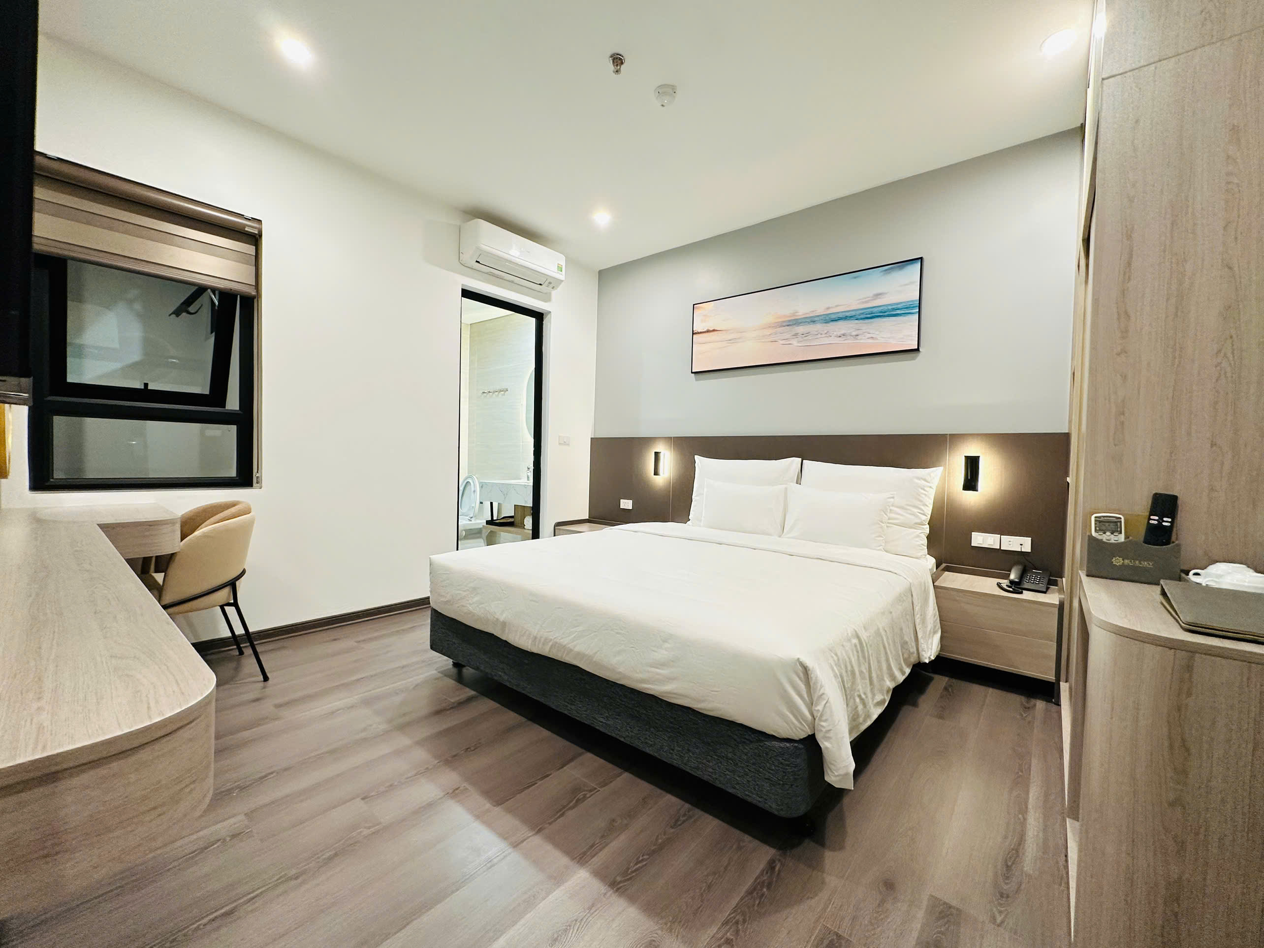 Room Image 1